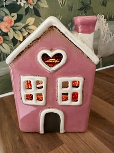 Pink cottage/house ceramic wax/tea light holder - Picture 1 of 1
