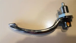 Manija de puerta Lloyd Arabella con cerradura y llave - Imagen 1 de 1