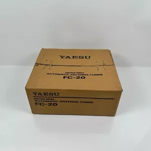 (New Old Stock) YAESU FC-20 HF/50MHz Auto Antenna for FT-857 & 897 - Zdjęcie 1 z 6