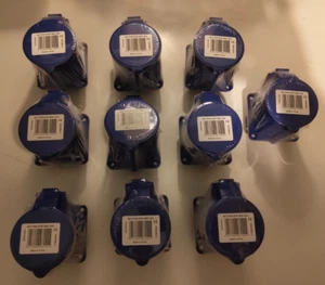 10x MK K9433blu SKT PAN STR 32A 3 Pin 250v Ceeform Panel Socket | JOB LOT Of 10 - Picture 1 of 5