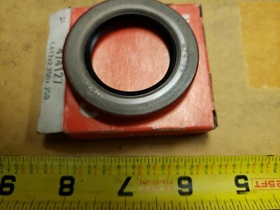NOS GENUINE NATIONAL 474127 AXLE SHAFT SEAL-FRONT OIL SEAL SHIPS FREE! - Image 1 of 4