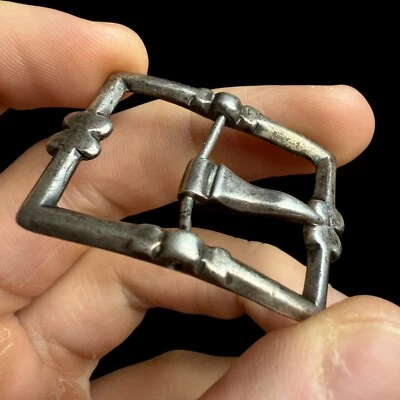 Ancienne Boucle De Chaussure En Argent Massif & XVII Eme Siècle  - Photo 1/4