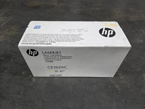 HP CE262AC Genuine Toner Cartridge HP 648A Yellow Damaged Sealed Box CE262A - Picture 1 of 3