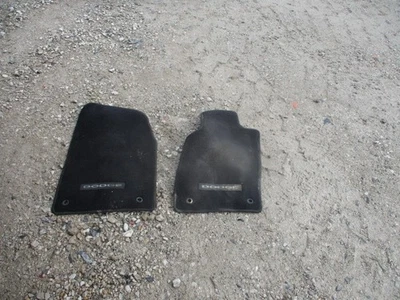 Alfombrilla usada se adapta a: Dodge Durango 2014 grado B Foto 1 de 4