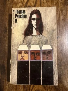 RARE VINTAGE 1968 V. By Thomas Pynchon 1 Bantam Books Vintage Pocket Paperback - Picture 1 of 16