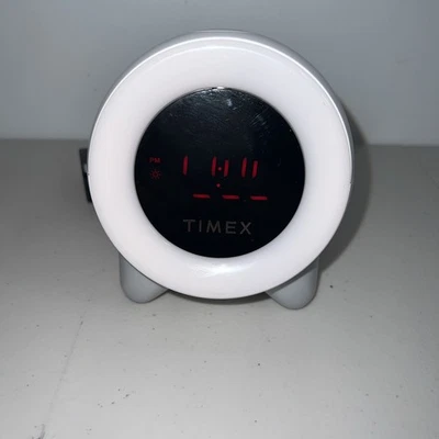 Timex Children's Sleep Training Nightlight Alarm Clock(TK321), Time to Rise, - Image 1 of 4