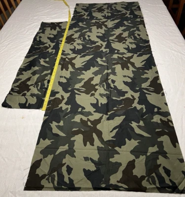 Restos algodón camuflaje verde/gris(?)tela, 58"Wx19.5"L, +32.5"Lx8"W add'l Foto 1 de 4