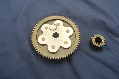 71 Honda CL70, CL70 K2, scrambler, 69-73, engrenagens primárias OEM - Imagem 1 de 4