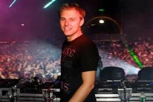 Armin Van Buuren Live Trance & Progressive DJ-Sets Compilation (2007 - 2011) - Picture 1 of 13