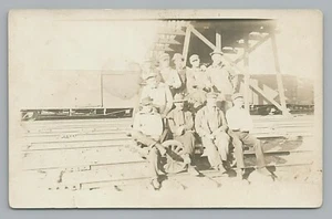 Rppc RAILROAD WORKERS HAND PUMP CART TROLLEY YARD Occupation, 1904-20 REAL PHOTO - Picture 1 of 2