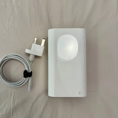 Apple AirPort Extreme A1521 6th Gen 802.11ac Dual-Band Wireless Router - Image 1 of 4