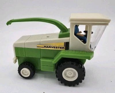 Vintage 1999 New Ray  EM 399 Harvester Toy Farm Vehicle VTY 004 - Image 1 of 3