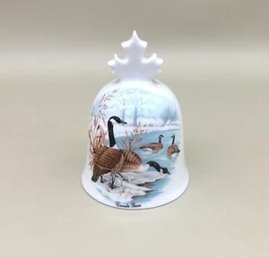 Campana de porcelana de hueso fino Royal Georgina Canadá Geese Fait Au Canada - Imagen 1 de 10