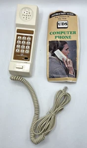 Teléfono de computadora retro vintage UDS blanco con cable retro con manual original, nuevo de lote antiguo - Imagen 1 de 9