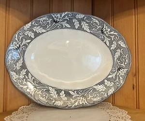 Plato de servir vintage J & G Meakin ovalado festoneado renacentista negro blanco - Imagen 1 de 5