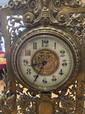 Reloj Manto Francés Dorado Latón Dorado Registrado Circa Años 1860 Decorado Querubín Foto 1 de 4