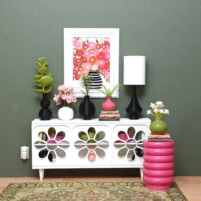 🌸consola de gabinete blanco MUEBLES MUÑECA credenza SALA DE ESTAR ESCALA 1/6 para BARBIE Foto 1 de 4