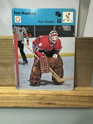Sportscaster finlandés 1977 hockey sobre hielo Ken Dryden (Montreal Canadiens) Foto 1 de 4
