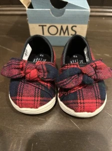 Toms Classic Red Tartan Plaid Tiny 2 Shoes - Picture 1 of 6