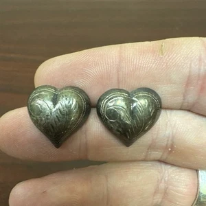 southwestern sterling earrings etched heart - Picture 1 of 2