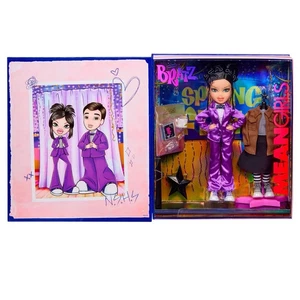 Muñeca Coleccionista Bratz X Mean Girls Janis Ian Spring Fling Nueva En Caja EN MANO RÁPIDA - Imagen 1 de 2