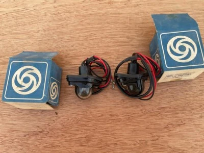 Lámpara de matrícula Range Rover Classic 2 puertas NOS PRC1258 Foto 1 de 3