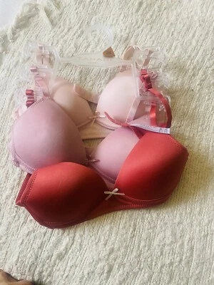 Womans Jr TAHARI Soft Pad Bras 30A Pink - Image 1 of 3