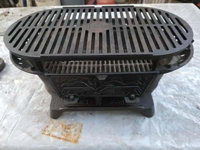 Discontinued Lodge Wildlife Sportsman Cast Iron Hibachi Style BBQ Grill - Image 1 of 4