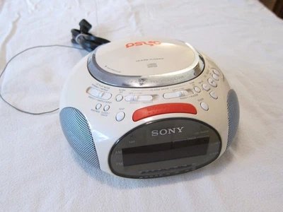 Sony White PSYC ICF CD832 CD Player, Alarm Clock, AM/FM | Tested Working - Image 1 of 4