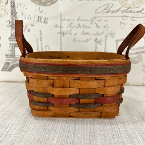 Longaberger 1993 Tea Basket with Leather Handles 6 in x 4 in x 3 in tall Cover