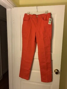 Style & Co Natural Fit-Tapered Leg Jean: Red Size 8 NWT - Picture 1 of 10