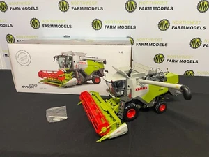 MARGE MODELS 1:32 SCALE CLAAS EVION 450 COMBINE HARVESTER WITH VARIO 620 HEADER - Picture 1 of 7