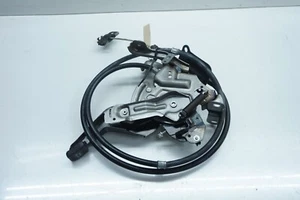 Infiniti Q50 2016-2022 fabricante de equipos originales conjunto de descanso de estacionamiento delantero izquierdo - Imagen 1 de 8