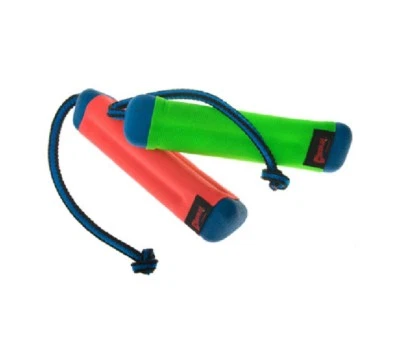 Chuckit Amphibious Medium Bumper - Floating Water Toy Dog Puppy Hi Vis Fetch - Image 1 of 3