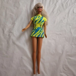 Vintage 1997 Mattel Barbie Doll Movin' Groovin' Legs Move Plaitnum Blonde - Picture 1 of 5
