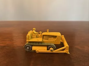Vintage Lesney Matchbox CAT No.18 Plow Tractor Yellow Grey Wheels Green Treads - Picture 1 of 6
