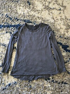 Womens Old Navy Active Breathe Go-Dry Long Sleeve Top XS Gray - Picture 1 of 3