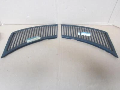 Mercedes Benz 380SL 1984 85 NOS parabrisas capó ventilaciones 107 836 02 65 Foto 1 de 4