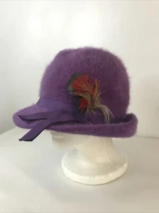 Vintage Doree of New York Womens Purple Fur Felt Hat w/ Feathers - Picture 1 of 9