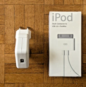 Apple A1070 iPod Power Adapter + M9126G/A FireWire/USB/30-Pin Dock Connector NIB - Photo 1/4