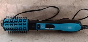 InfinitiPro de Conair The Knot Dr. Secadora ovalada todo en uno y cepillo estilo azul - Imagen 1 de 9