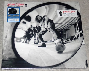Pearl Jam Rearviewmirror Volume 1 Black White Vinyl 2xLP Walmart xxx/5000 OOP - Picture 1 of 4