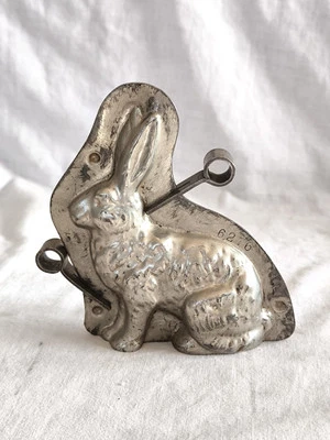 Alte Schokoladenform Hase sitzend 14 cm Osterhase 6216 Backform Gießform Vintage - Bild 1 von 4