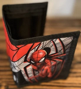 Marvel Comics Spider-Man Tri-Fold Wallet; Black and Red EUC (no inside tag) - Picture 1 of 4