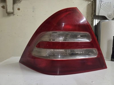 2000 to 2002 Mercedes-Benz S-Class S500 Tail Light Left Driver Side  - Image 1 of 4