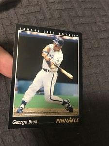 1993 Pinnacle #131 George Brett Kansas City Royals Baseball Card (o)
