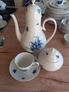 Rosenthal Romanze in Blau 1 x Kaffeetasse + UT1 x Kaffeekanne 1 x Zuckerdose - Bild 1 von 5