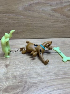 RARE 2000 Scramblin' Scooby-Doo 4" Burger King Action Figure Ghost Chasing - Picture 1 of 6