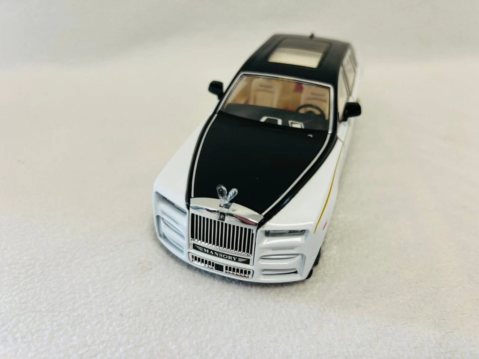 1:24 Rolls-Royce Phantom Car Alloy Model Diecast  Model Collection Kids Gift - Image 1 of 4