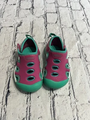 Sandalia Keen Stingray para niños talla US 5/EURO 20/21 Foto 1 de 4